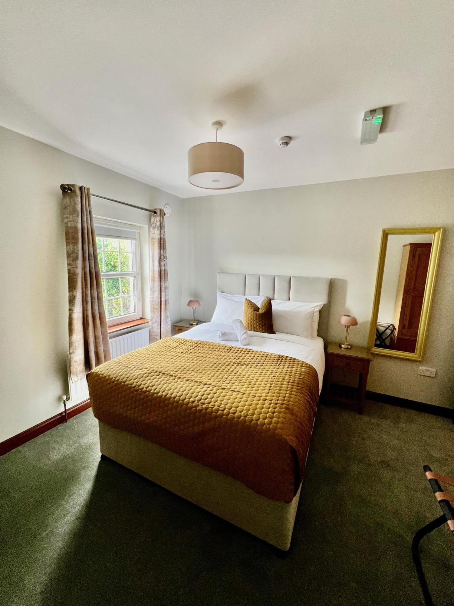 The Brook Lodge Galway Exterior foto